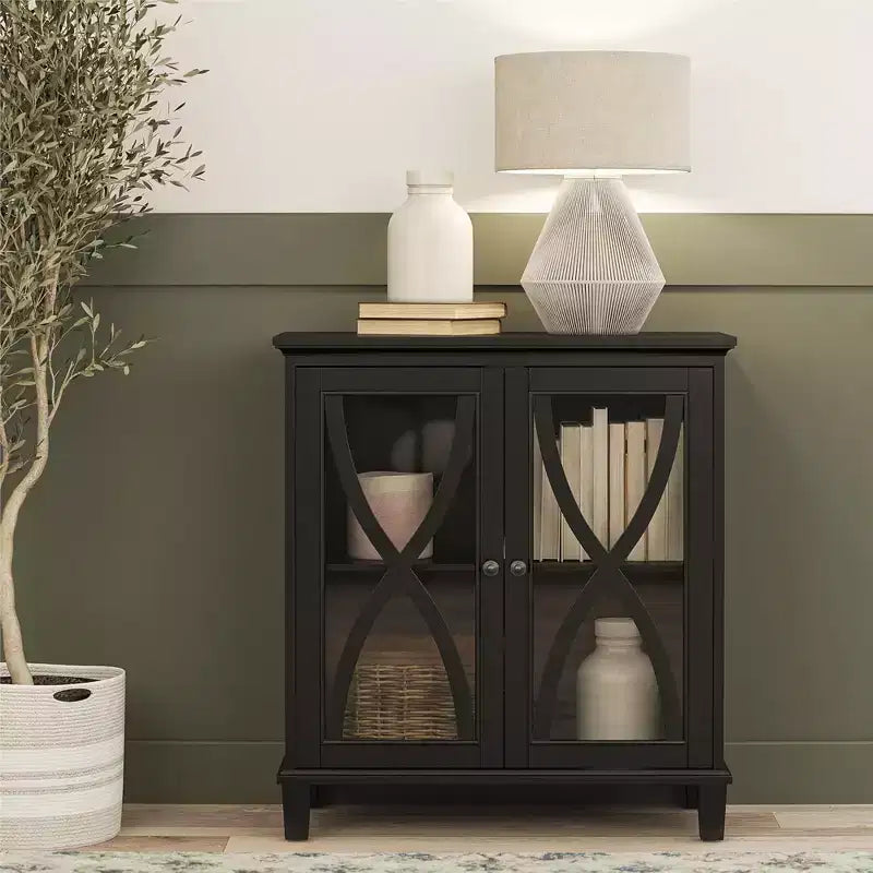Meuble d’appoint de style nordique avec portes en verre
