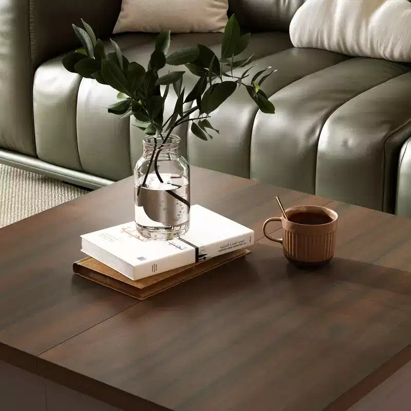 Stilvoller und funktionaler Couchtisch - dunkelgraues Gestell mit brauner Tischplatte, ideal für moderne Wohnzimmer