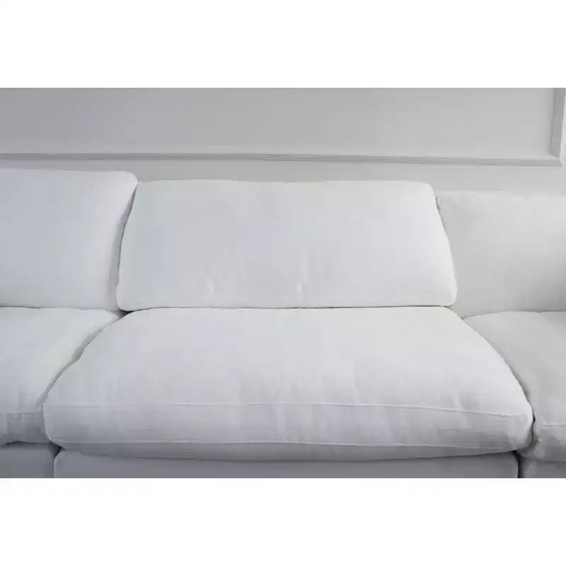 Sofá de una plaza con relleno de plumón, color blanco antiguo