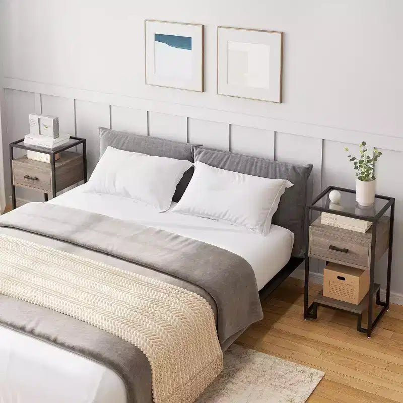 Paquete de 2 mesitas de noche con cajón de almacenamiento y estantes, tablero de vidrio templado y estructura de acero, para dormitorio o residencia estudiantil