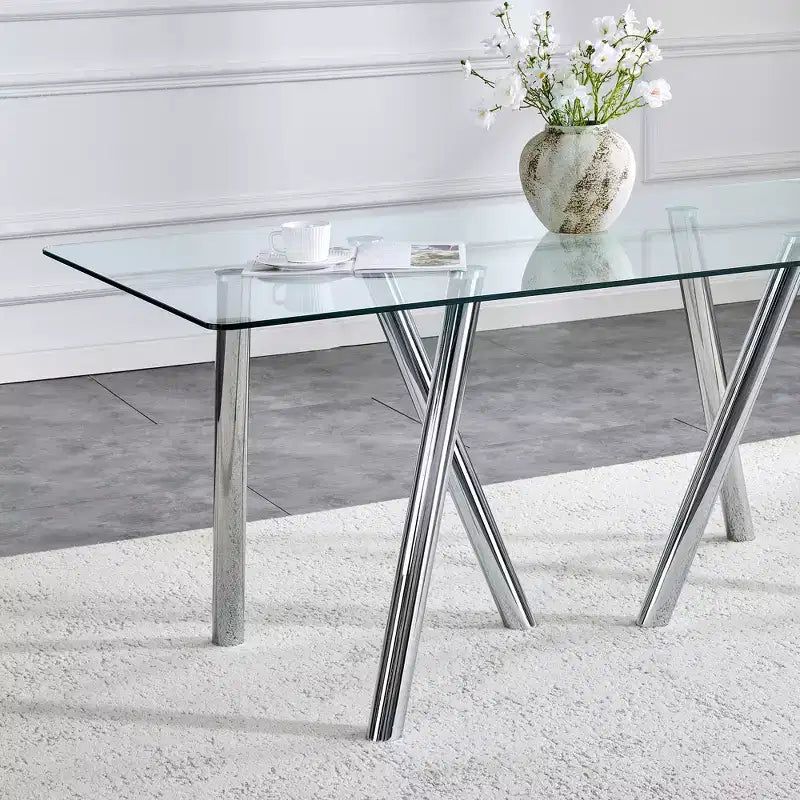 Table à manger de 71-Inch en verre trempé avec pieds métalliques robustes, résistante aux chocs et à la chaleur, pour les repas en famille