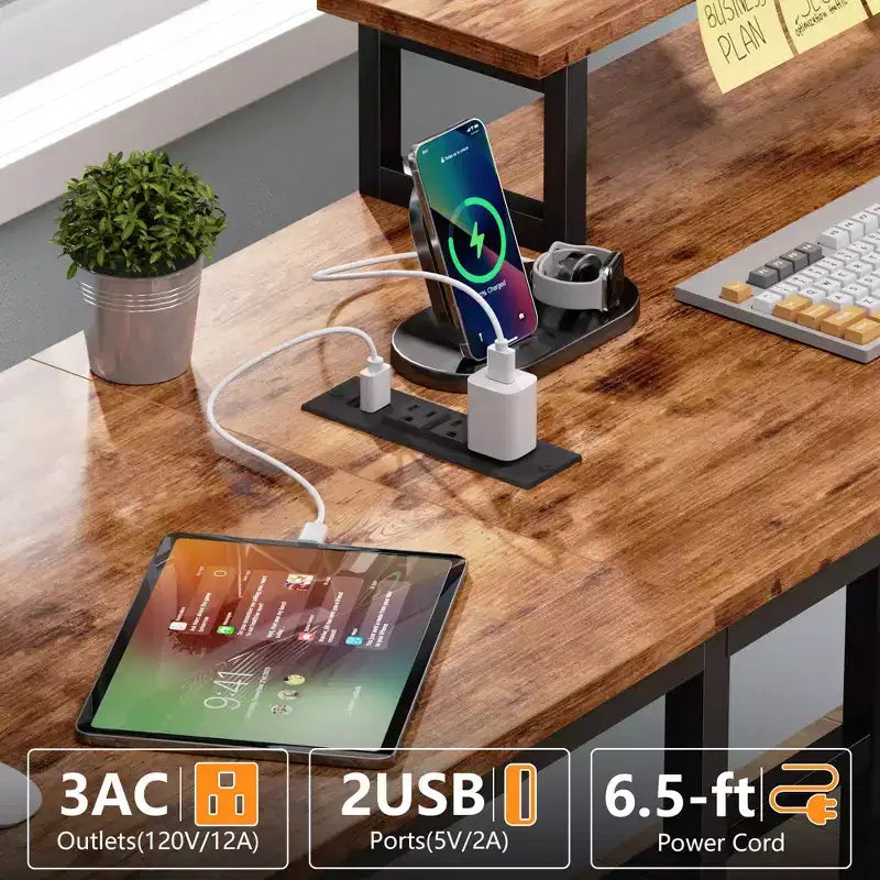 Bureau d’ordinateur en L brun de 66 pouces avec station de recharge, bureau de jeu de 94.4 pouces de long pour deux personnes, 4 tiroirs, 2 supports d’écran, rangement pour bureau à domicile
