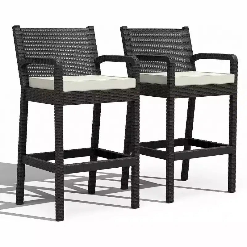Set aus 2 Outdoor-Barhockern, 30 Zoll, Rattanstühle für die Terrasse mit Kissen und Fußstütze, Sitzgelegenheiten in Barhöhe für Hinterhof, Garten, Poolbereich, Balkon und Terrasse